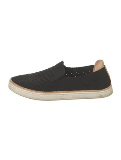 Pre-owned Ugg Flats In Black