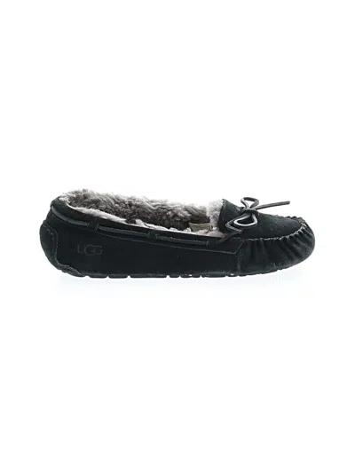 Pre-owned Ugg Flats In Black