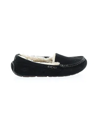 Pre-owned Ugg Flats In Black