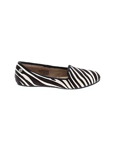 Pre-owned Ugg Flats In Black
