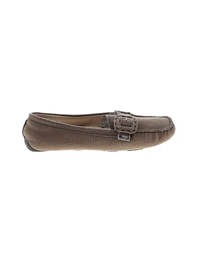 Pre-owned Ugg Flats In Brown