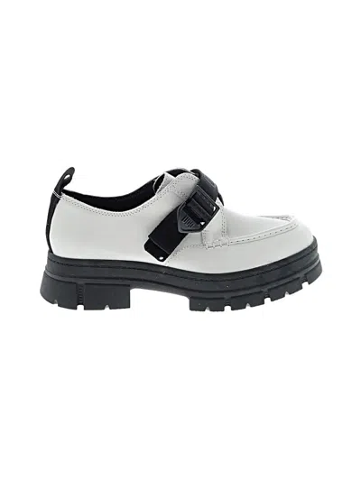 Pre-owned Ugg Flats In Gray