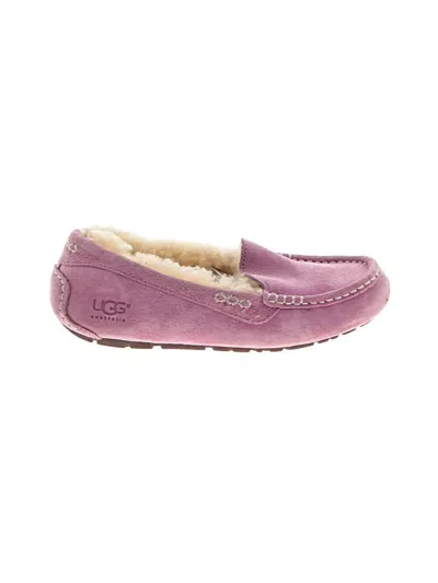 Pre-owned Ugg Flats In Purple