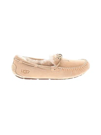Pre-owned Ugg Flats In Tan