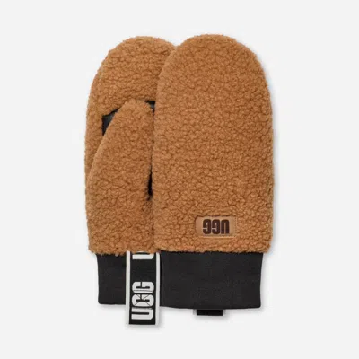 Ugg Fluff Mitten With Logo Tape In Brown