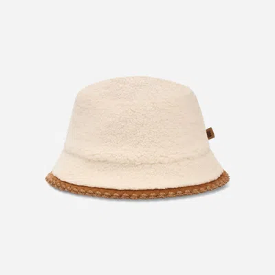 Ugg ®fluff Scalloped Hat Fleece In Nimbus