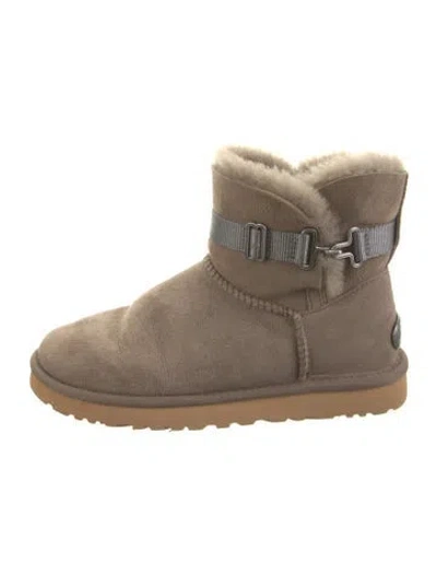 Pre-owned Ugg Fur Boots In Brown
