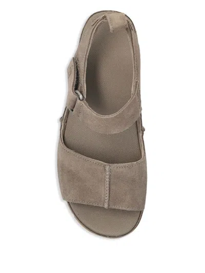 UGG UGG GOLDENSTAR HI SANDALS