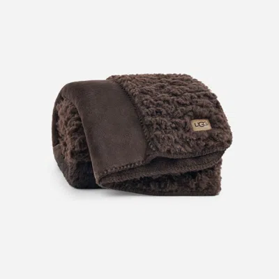Ugg ® Harlan Throw 50"x70" Blankets In Burnt Cedar