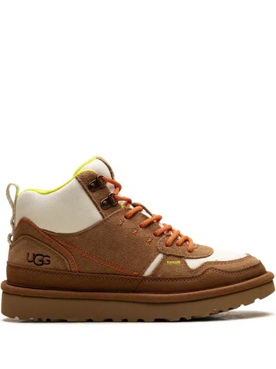 Ugg Highland Hi Boots In Brown