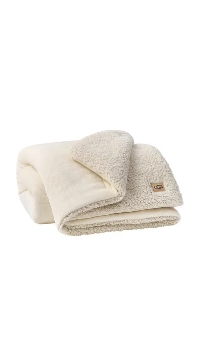 Ugg Home Avery Throw In Neutral