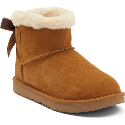 Ugg ® Kids' Mini Bailey Double Bow Boot With Faux Fur Trim In Chestnut