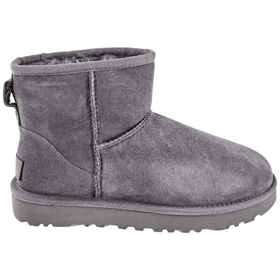 Ugg Ladies Classic Mini Ii Boot Size 5 In Gray