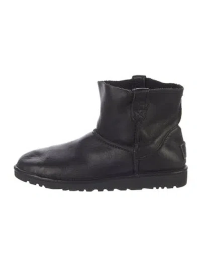 Pre-owned Ugg Leather Boots In Black