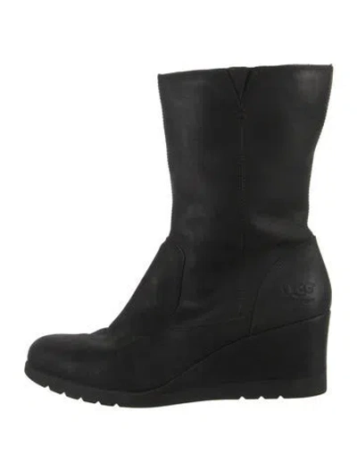 Pre-owned Ugg Leather Boots In Black