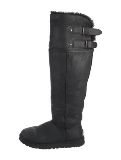 Pre-owned Ugg Leather Boots In Black