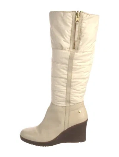 Pre-owned Ugg Leather Boots In White