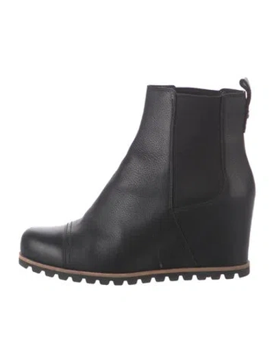 Pre-owned Ugg Leather Chelsea Boots In Black