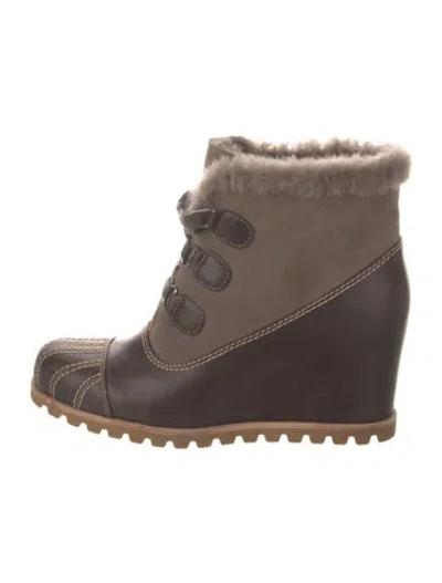 Pre-owned Ugg Leather Colorblock Pattern Lace-up Boots In Brown