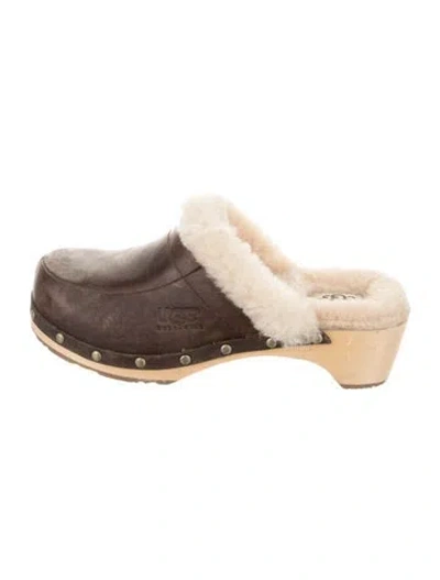 Pre-owned Ugg Leather Colorblock Pattern Mules In Brown
