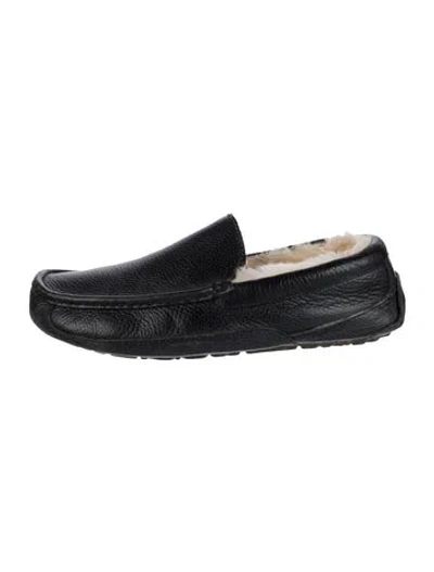 Pre-owned Ugg Leather Fur Trim Drivers In Black