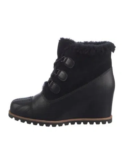 Pre-owned Ugg Leather Lace-up Boots In Black