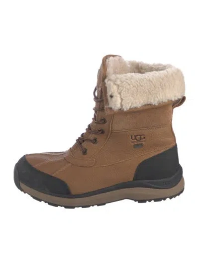 Pre-owned Ugg Leather Lace-up Boots In Neutrals