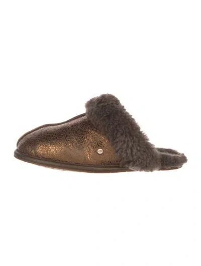 Pre-owned Ugg Leather Mules In Brown