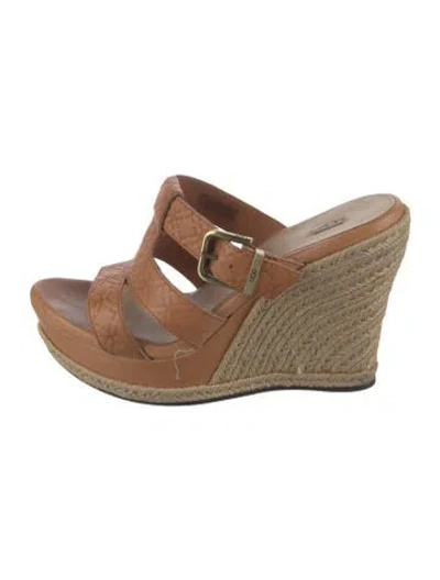 Pre-owned Ugg Leather Patterned Sandals In Brown
