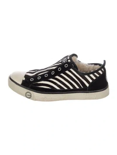 Pre-owned Ugg Leather Printed Sneakers In Neutral
