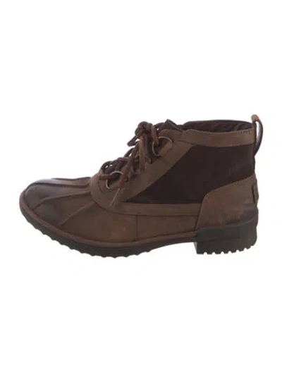 Pre-owned Ugg Leather Printed Wedge Sneakers In Brown