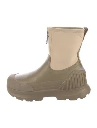Pre-owned Ugg Leather Rain Boots In Neutral