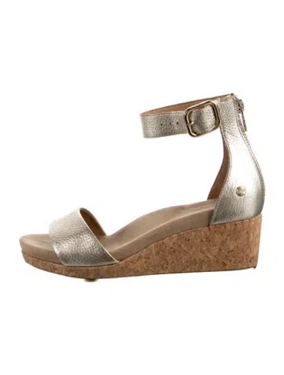 Pre-owned Ugg Leather Sandals