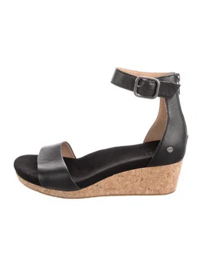 Pre-owned Ugg Leather Sandals In Black