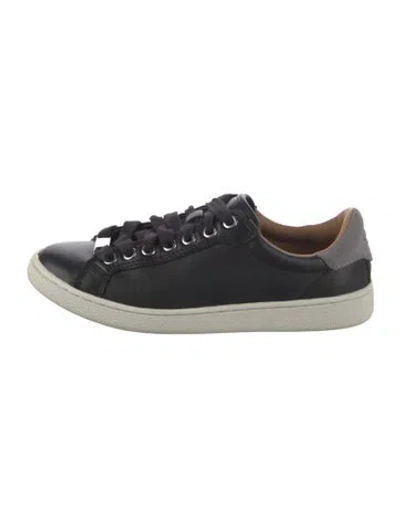 Pre-owned Ugg Leather Sneakers In Black