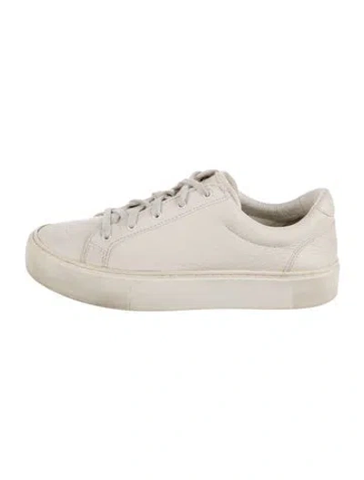 Pre-owned Ugg Leather Sneakers In Neutral