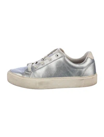 Pre-owned Ugg Leather Sneakers In Silver