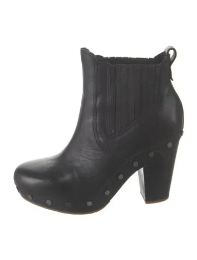 Pre-owned Ugg Leather Studded Accents Chelsea Boots In Black