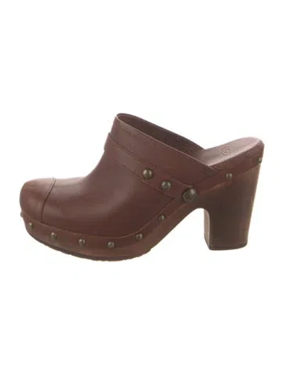Pre-owned Ugg Leather Studded Accents Mules In Brown
