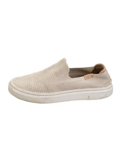 Pre-owned Ugg Leather Trim Embellishment Sneakers In Neutrals