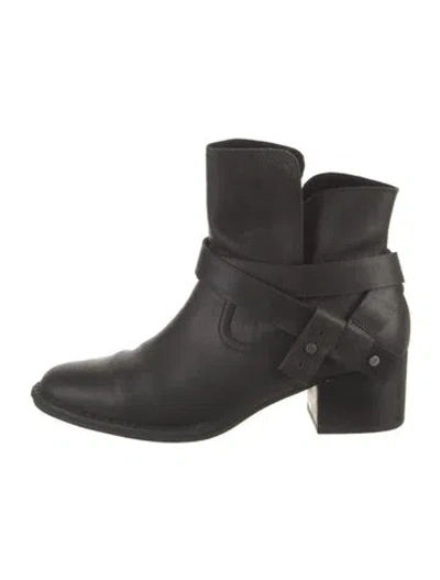 Pre-owned Ugg Leather Western Boots In Black