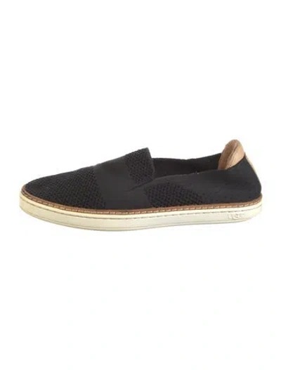 Pre-owned Ugg Loafers In Black
