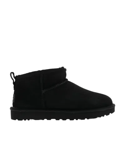 Ugg Classic Ultra Mini Black Ankle Boots With Shearling Lining In Leather Woman In Multi