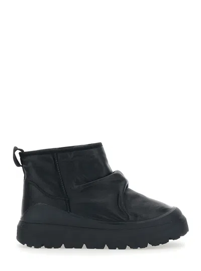 UGG HERITAGE UTILITY BLACK ANKLE BOOTS WITH RUFFLE DETAIL IN LEATHER MAN