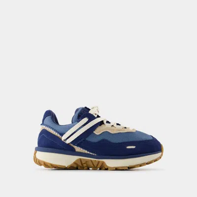 Ugg M Retrofi Low Sneakers In Blue