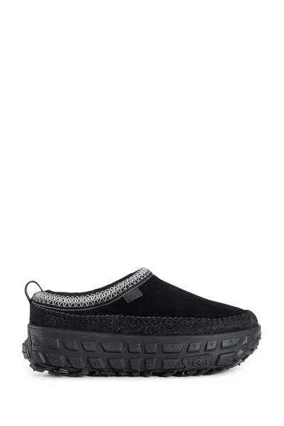 Ugg Man Black Loafers & Flats
