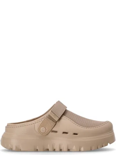 Ugg Men Beige Slip-on Sandals, 9 Luxury Sandals & Floaters For Men Darveys In Brown