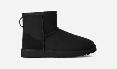 Ugg ® Men's Classic Mini Sheepskin Classic Boots In Black/
