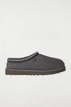 Ugg Men's Tasman Slipper Clog In Dark Grey, Men's At Urban Outfitters In Gray