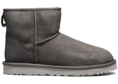 Pre-owned Ugg Men's  Classic Mini Boot Sneakers In Dark Grey In Gray